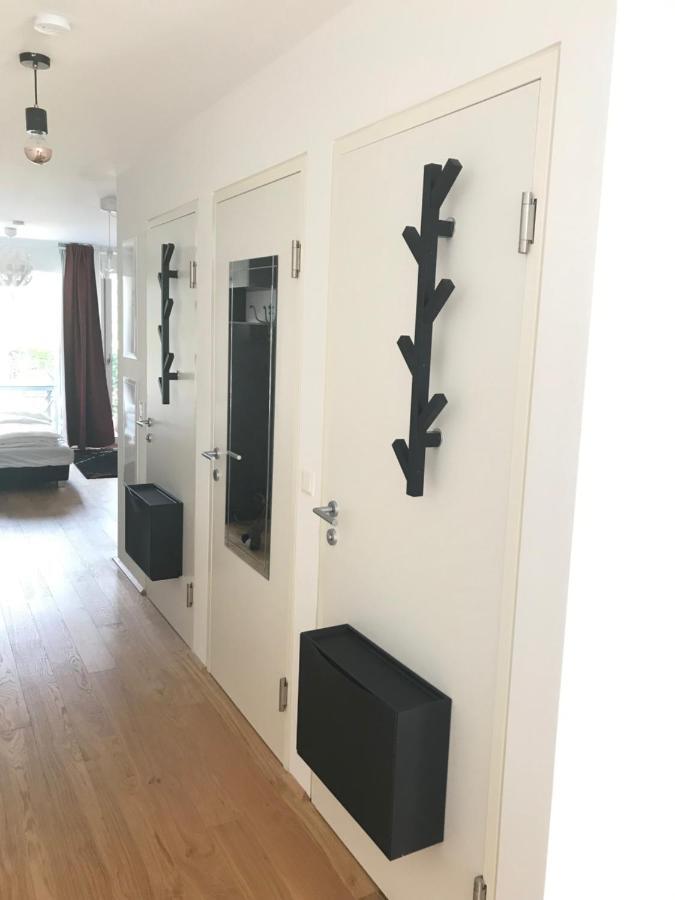 Red Flower Apartment With Pool - 5 Min To Lake 비엔나 외부 사진